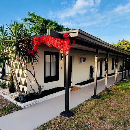 Beach Bungalow By The Sea 4 Cocoa Beach Eksteriør billede
